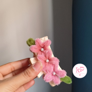 phu-kien-handmade-bang-kem-nhung